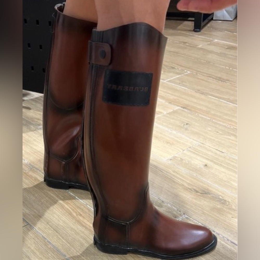 Burberry Ridding Rain Boots